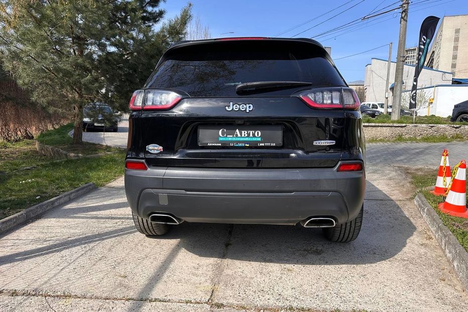 Продам Jeep Cherokee 2018 года в Черновцах