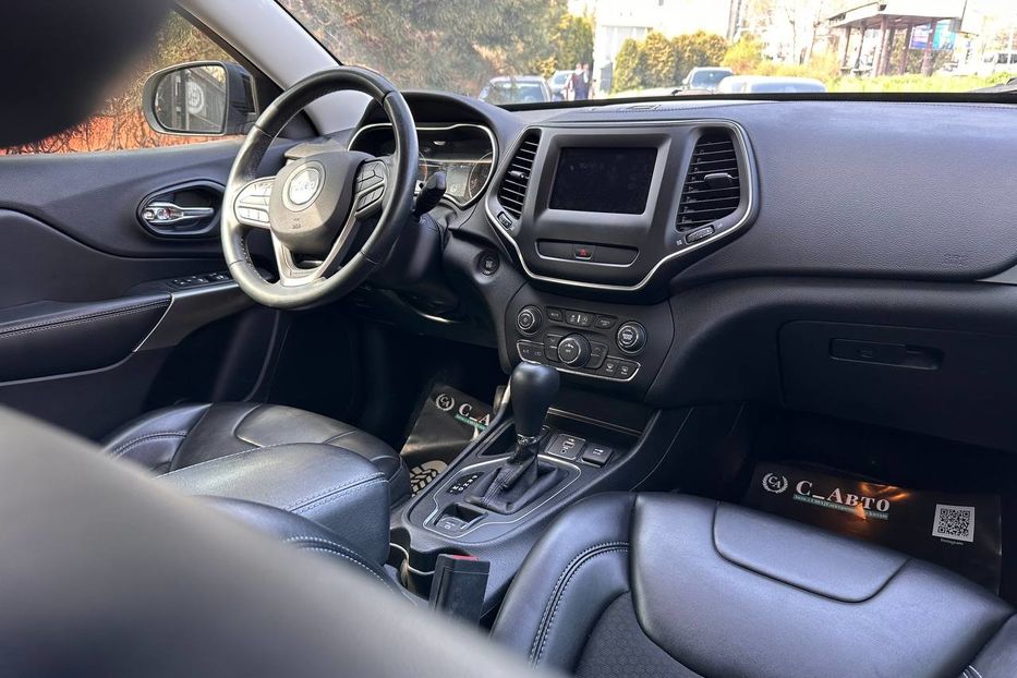 Продам Jeep Cherokee 2018 года в Черновцах