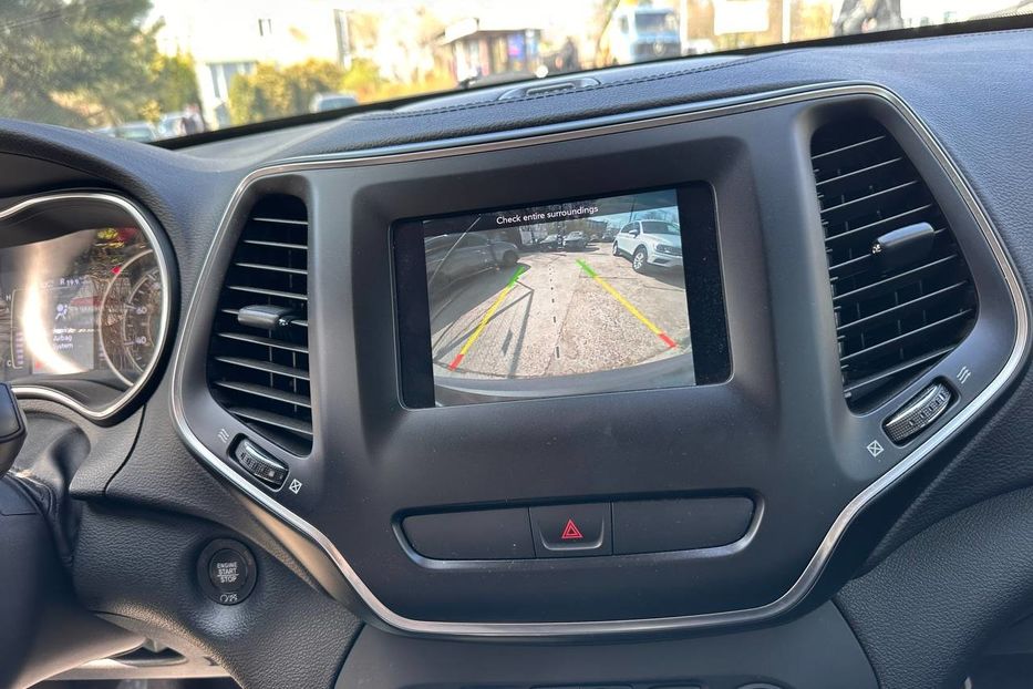 Продам Jeep Cherokee 2018 года в Черновцах