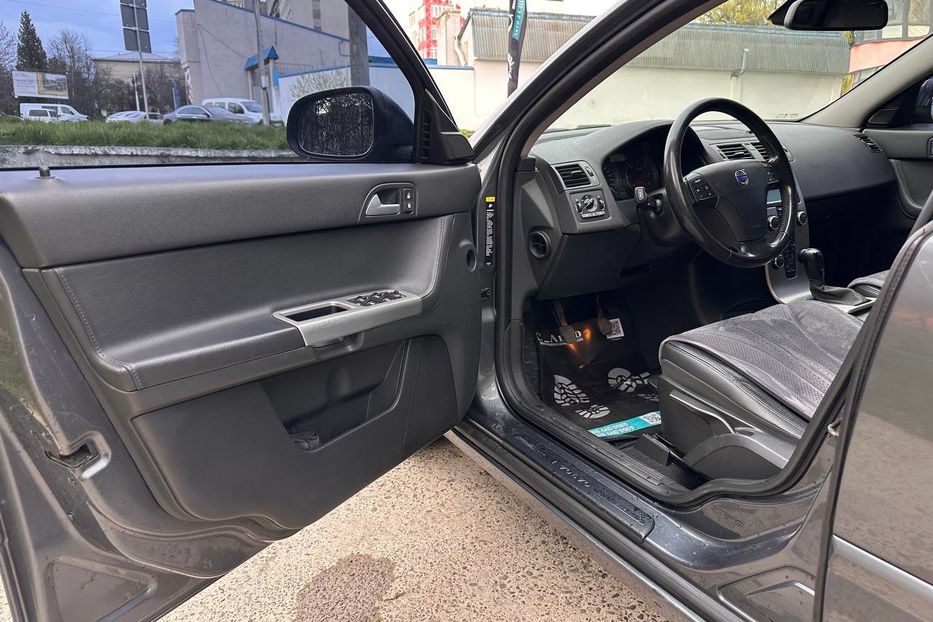 Продам Volvo V50 2009 года в Черновцах