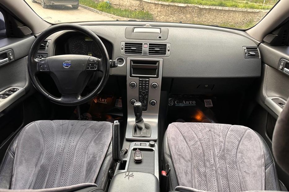 Продам Volvo V50 2009 года в Черновцах