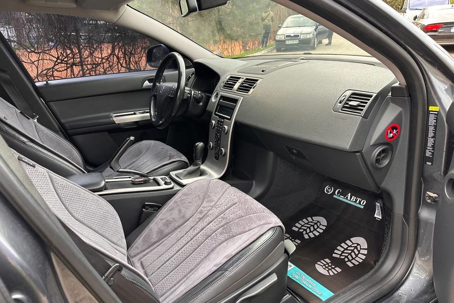 Продам Volvo V50 2009 года в Черновцах