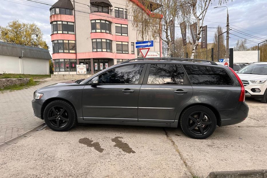 Продам Volvo V50 2009 года в Черновцах