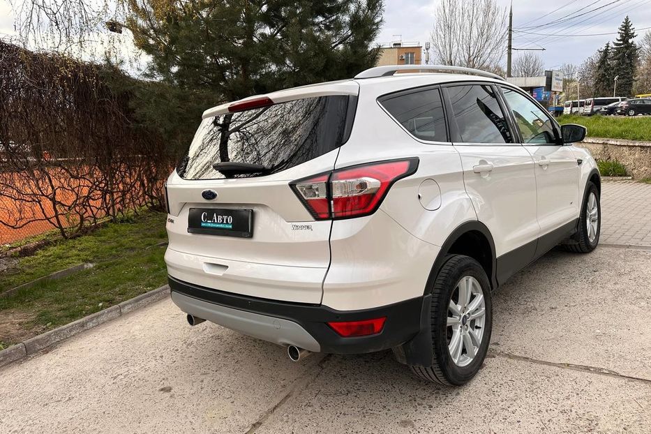 Продам Ford Kuga 2017 года в Черновцах