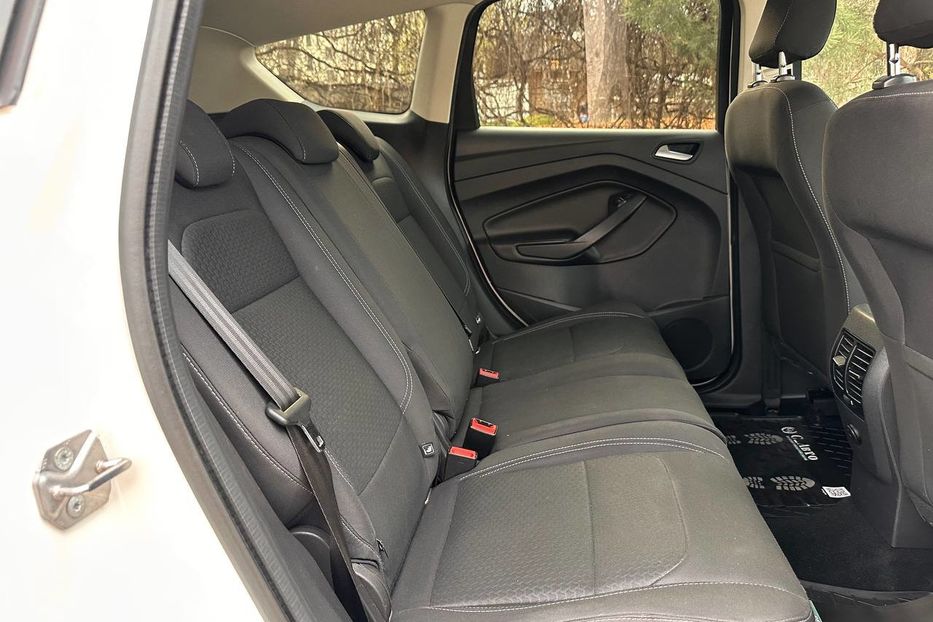 Продам Ford Kuga 2017 года в Черновцах