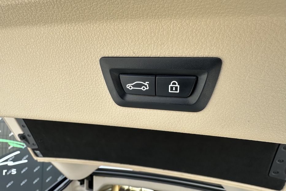 Продам BMW 3 Series GT M paket 2013 года в Киеве