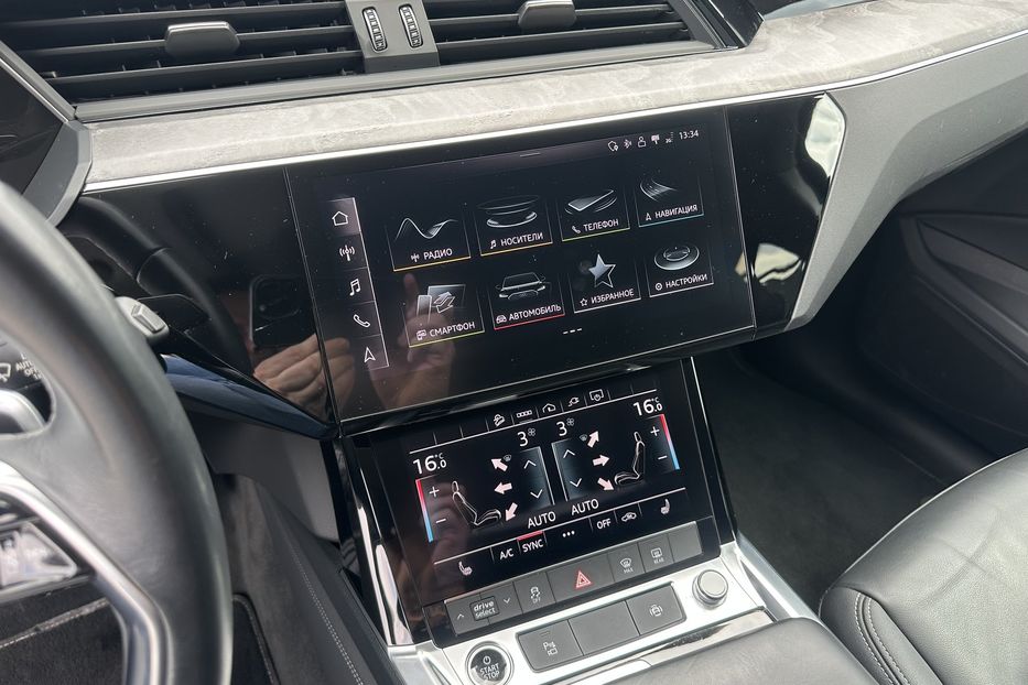 Продам Audi E-Tron Q8 Quattro 2023 года в Киеве