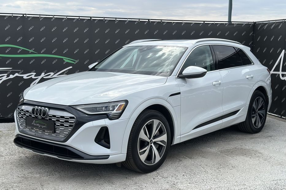 Продам Audi E-Tron Q8 Quattro 2023 года в Киеве