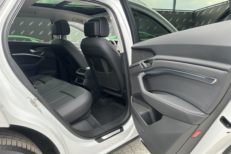 Продам Audi E-Tron Q8 Quattro 2023 года в Киеве