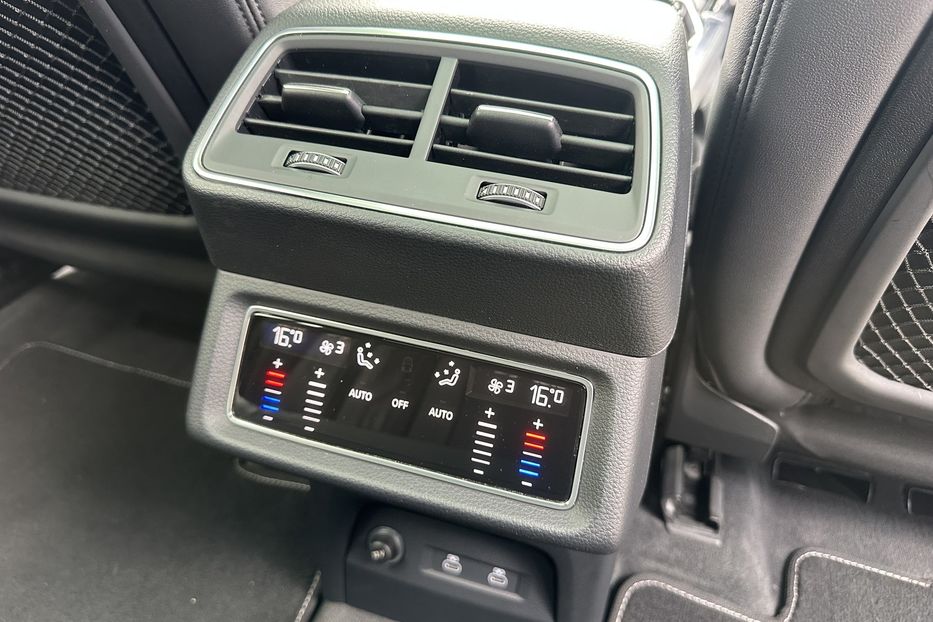 Продам Audi E-Tron Q8 Quattro 2023 года в Киеве