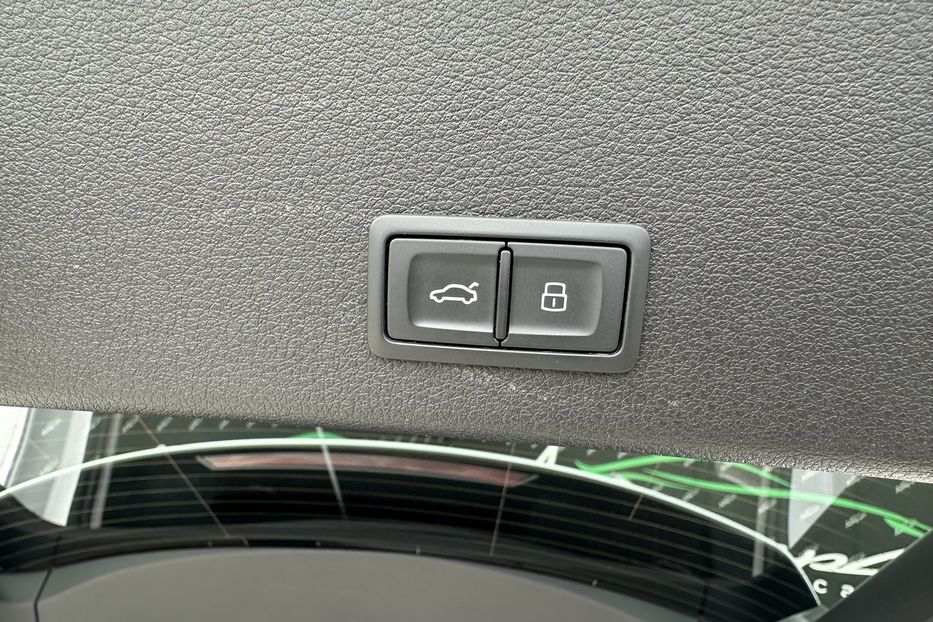 Продам Audi E-Tron Q8 Quattro 2023 года в Киеве