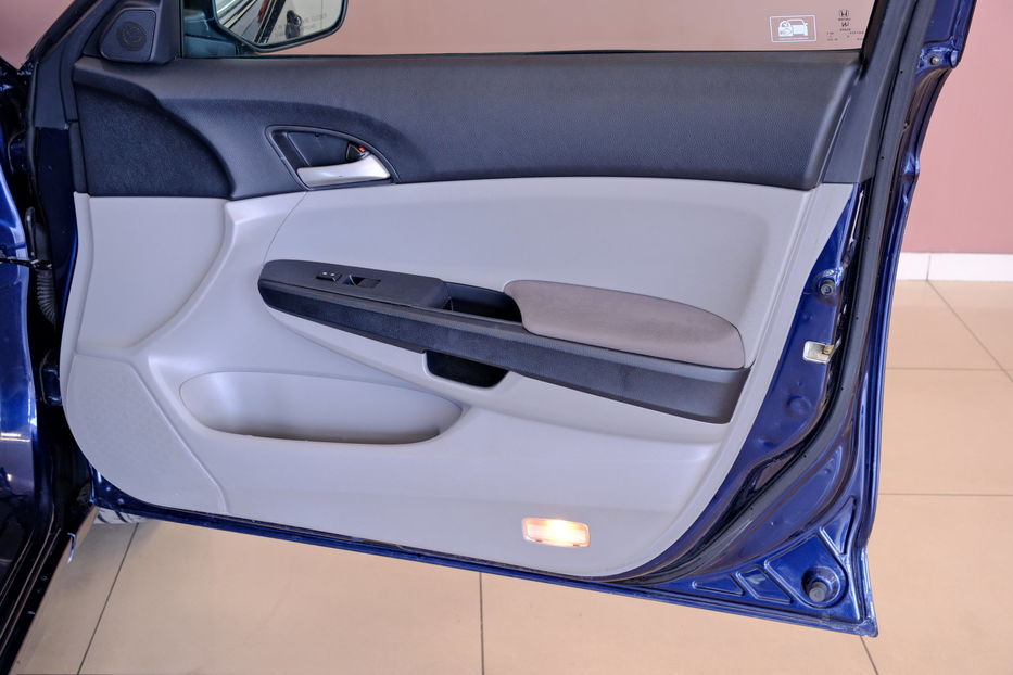 Продам Honda Accord 2011 года в Одессе