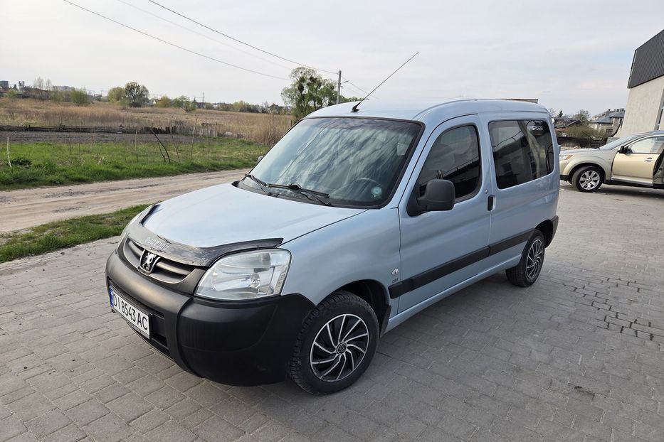 Продам Peugeot Partner пасс. 2007 года в Львове