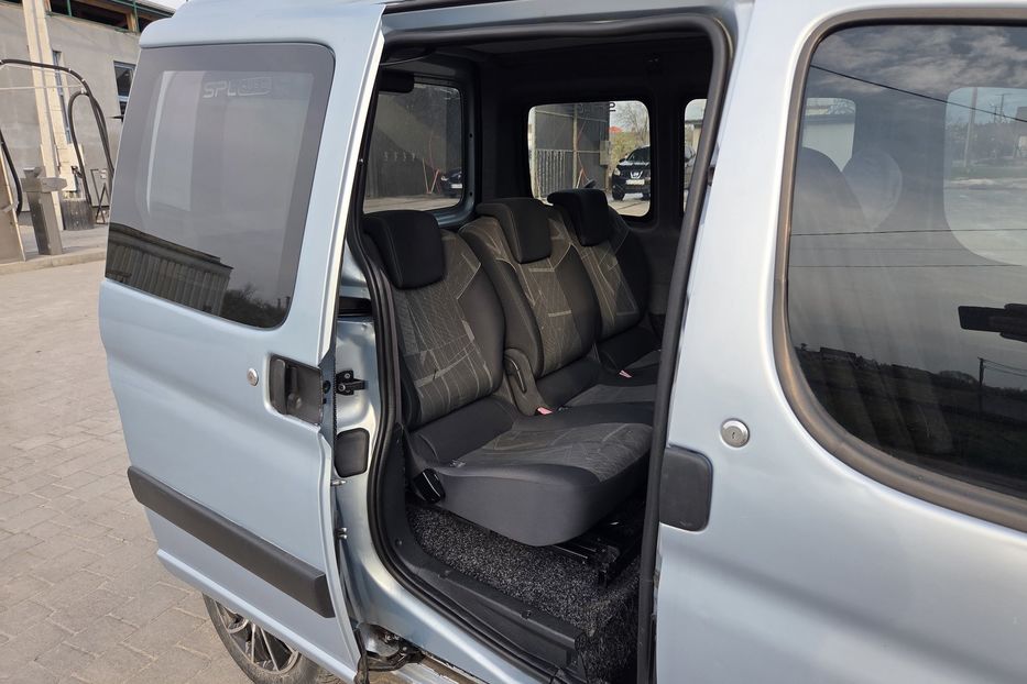 Продам Peugeot Partner пасс. 2007 года в Львове