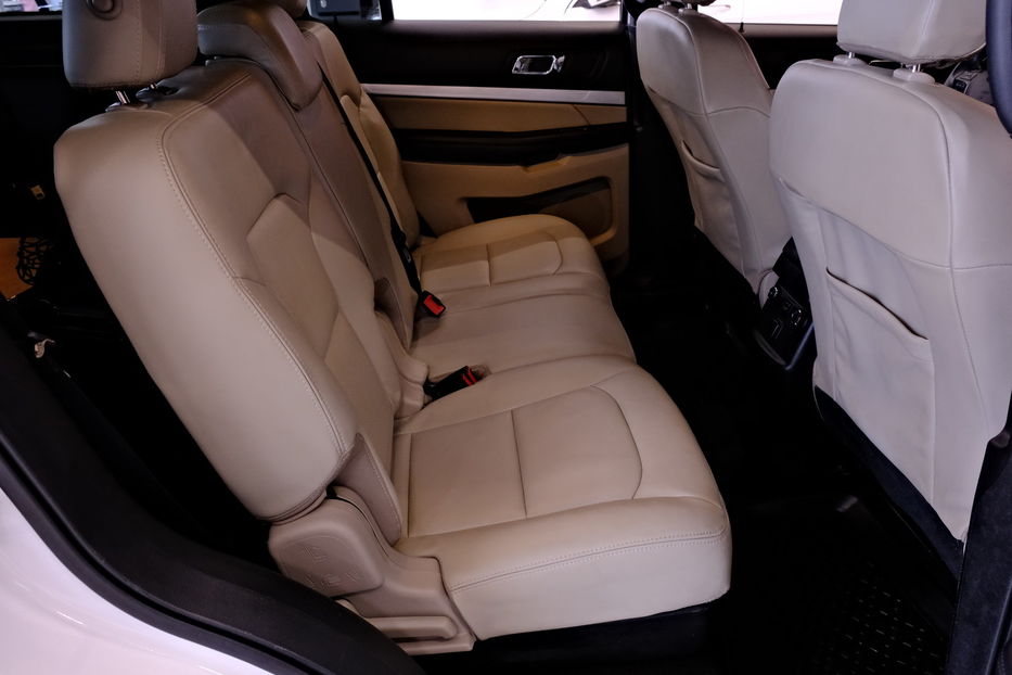 Продам Ford Explorer 2018 года в Одессе