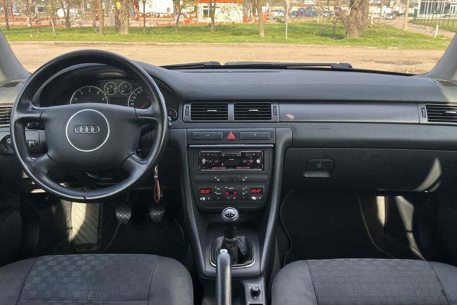 Продам Audi A6 2002 года в Николаеве
