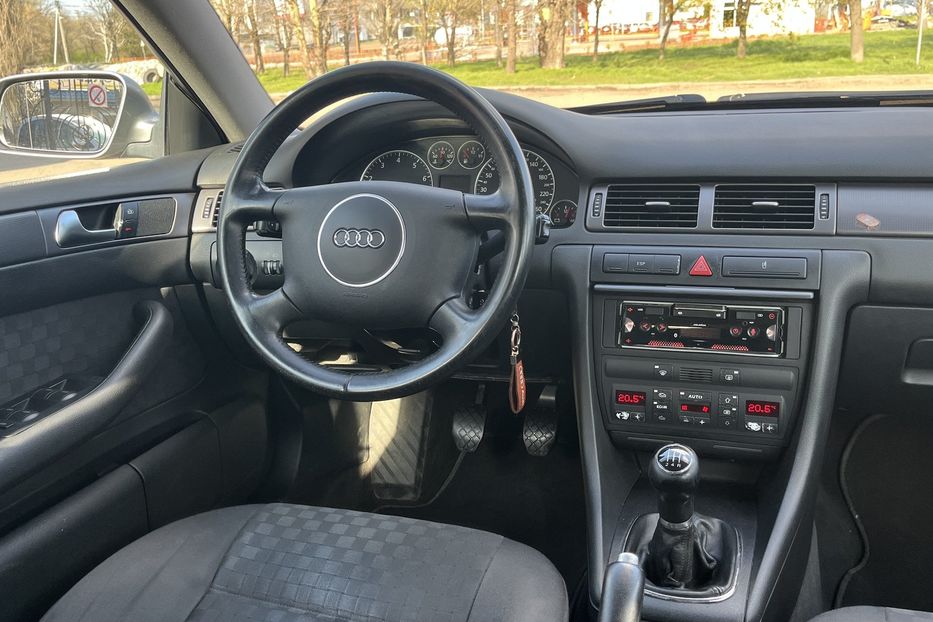 Продам Audi A6 2002 года в Николаеве