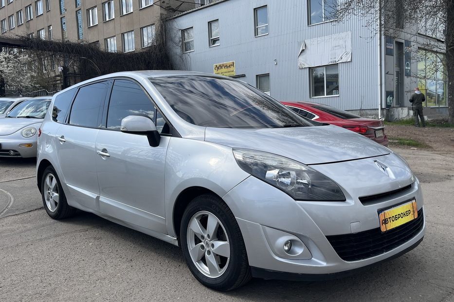 Продам Renault Grand Scenic 7 місць 2011 года в Николаеве
