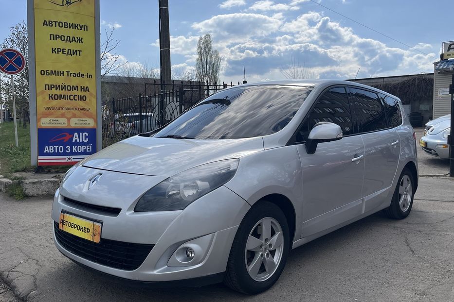 Продам Renault Grand Scenic 7 місць 2011 года в Николаеве