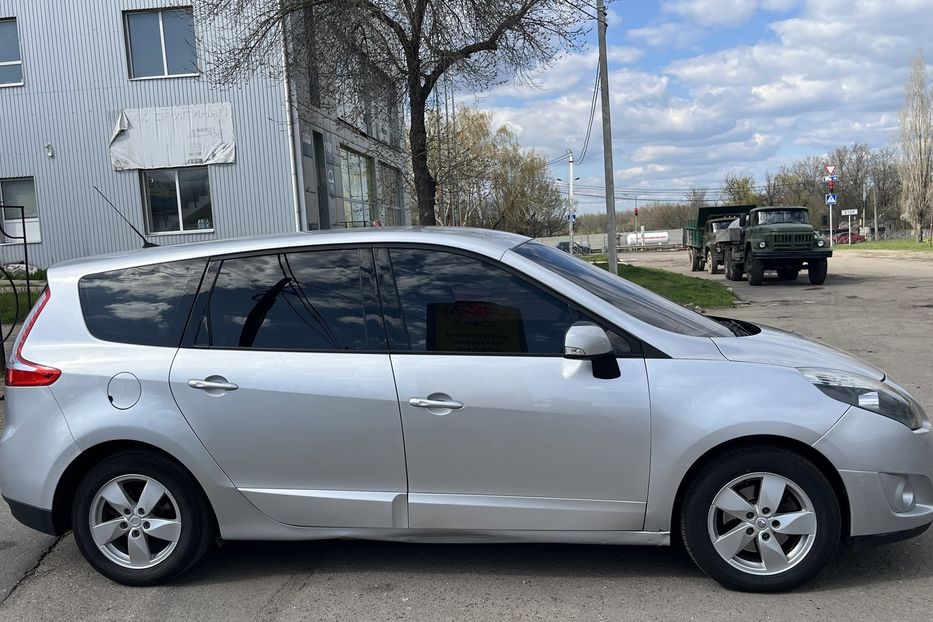 Продам Renault Grand Scenic 7 місць 2011 года в Николаеве