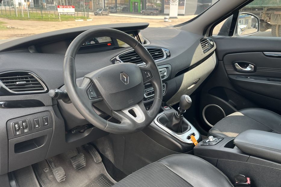 Продам Renault Grand Scenic 7 місць 2011 года в Николаеве