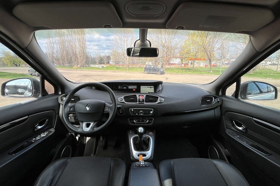 Продам Renault Grand Scenic 7 місць 2011 года в Николаеве