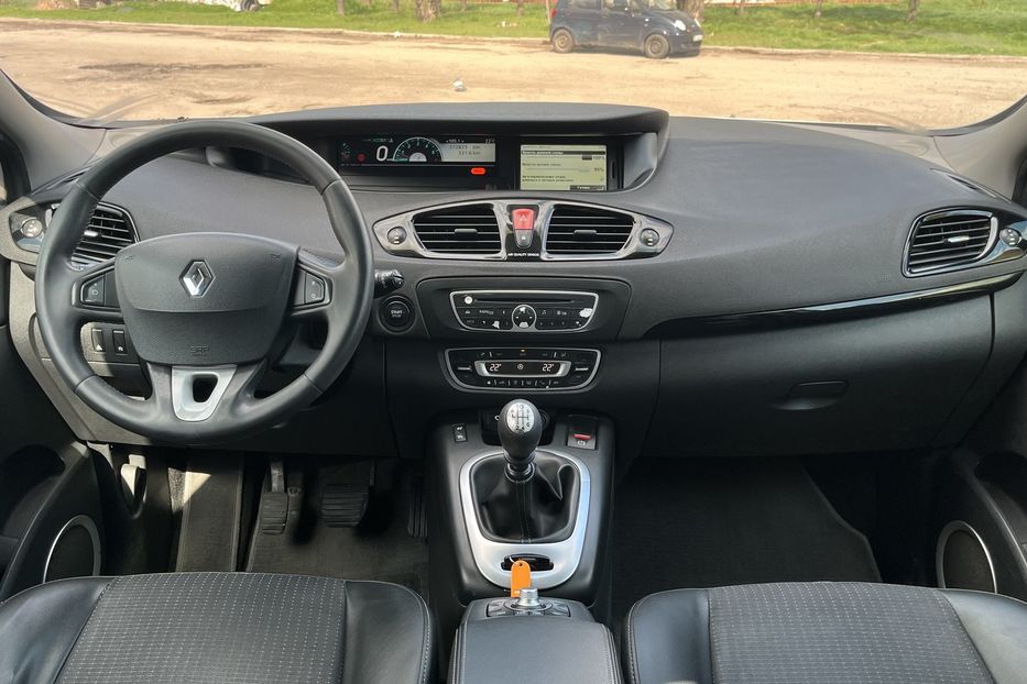 Продам Renault Grand Scenic 7 місць 2011 года в Николаеве