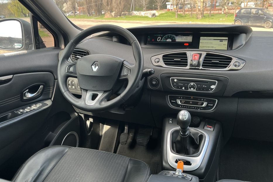 Продам Renault Grand Scenic 7 місць 2011 года в Николаеве