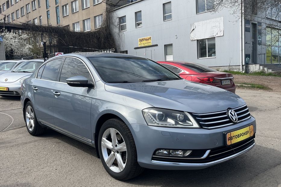 Продам Volkswagen Passat B7 Офіційний 2011 года в Николаеве