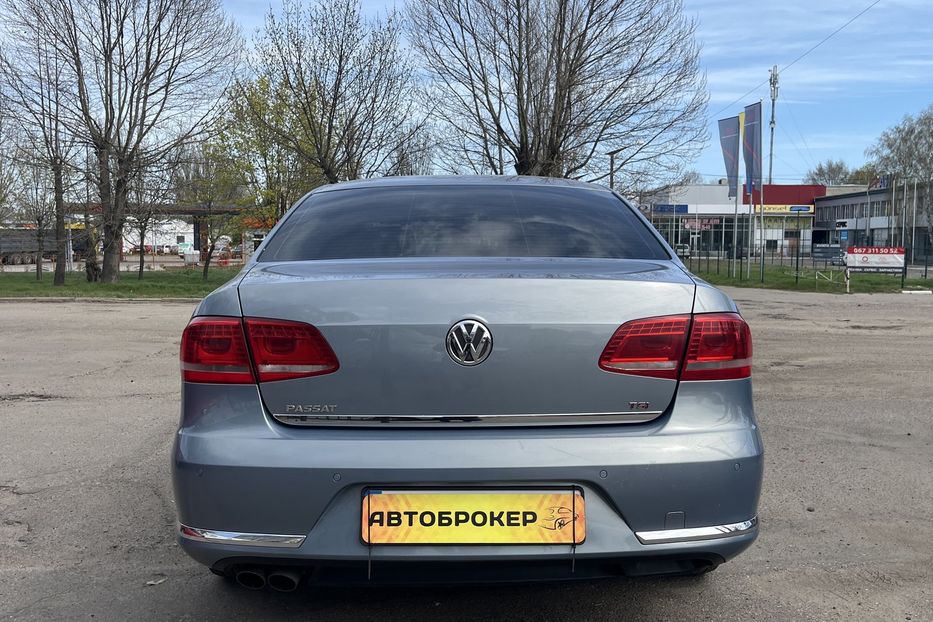 Продам Volkswagen Passat B7 Офіційний 2011 года в Николаеве