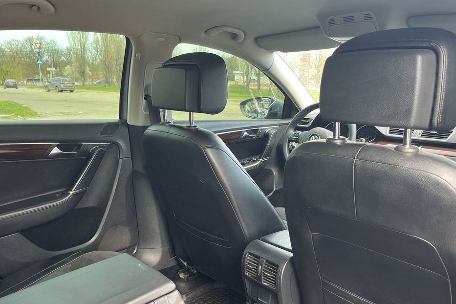 Продам Volkswagen Passat B7 Офіційний 2011 года в Николаеве