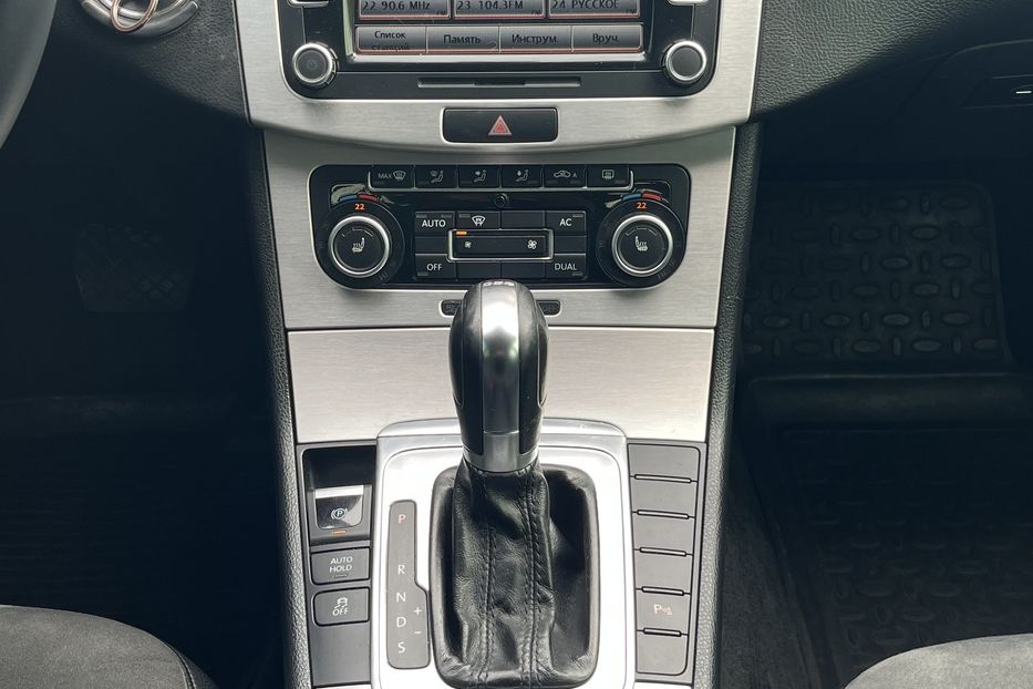 Продам Volkswagen Passat B7 Офіційний 2011 года в Николаеве