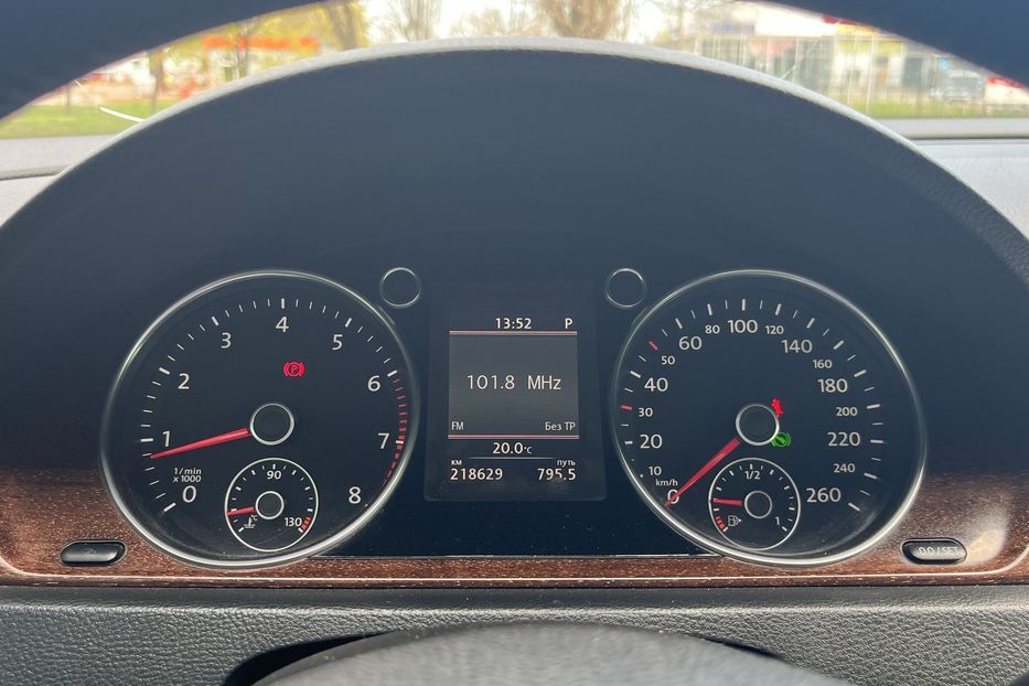 Продам Volkswagen Passat B7 Офіційний 2011 года в Николаеве