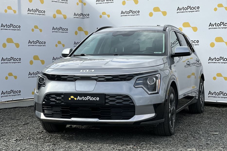 Продам Kia Niro 2023 года в Луцке