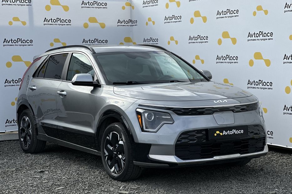 Продам Kia Niro 2023 года в Луцке