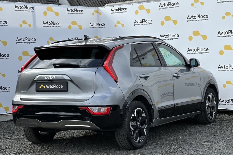 Продам Kia Niro 2023 года в Луцке