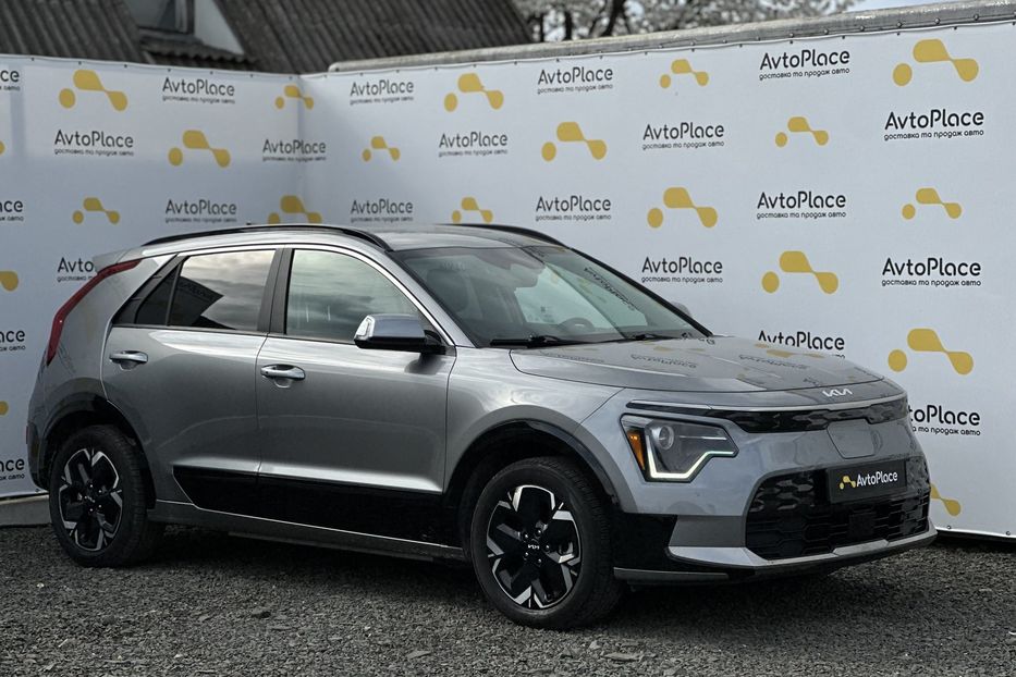 Продам Kia Niro 2023 года в Луцке
