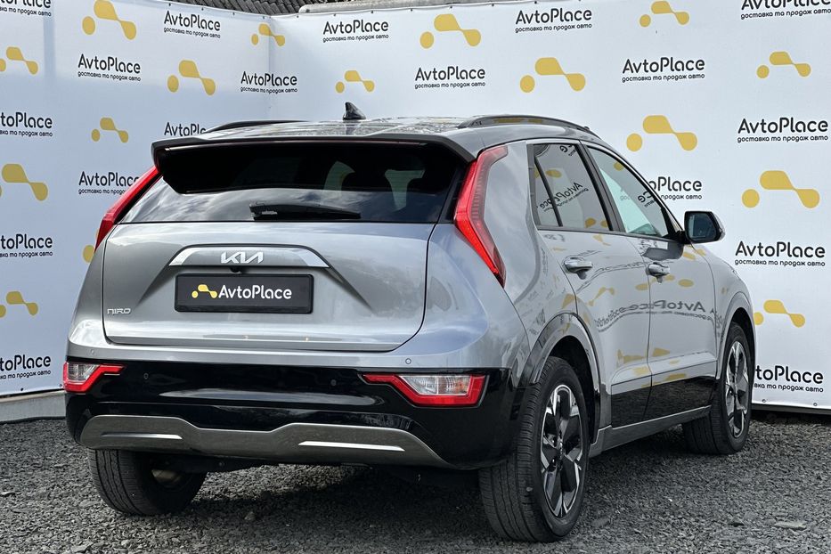 Продам Kia Niro 2023 года в Луцке