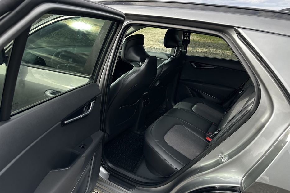 Продам Kia Niro 2023 года в Луцке