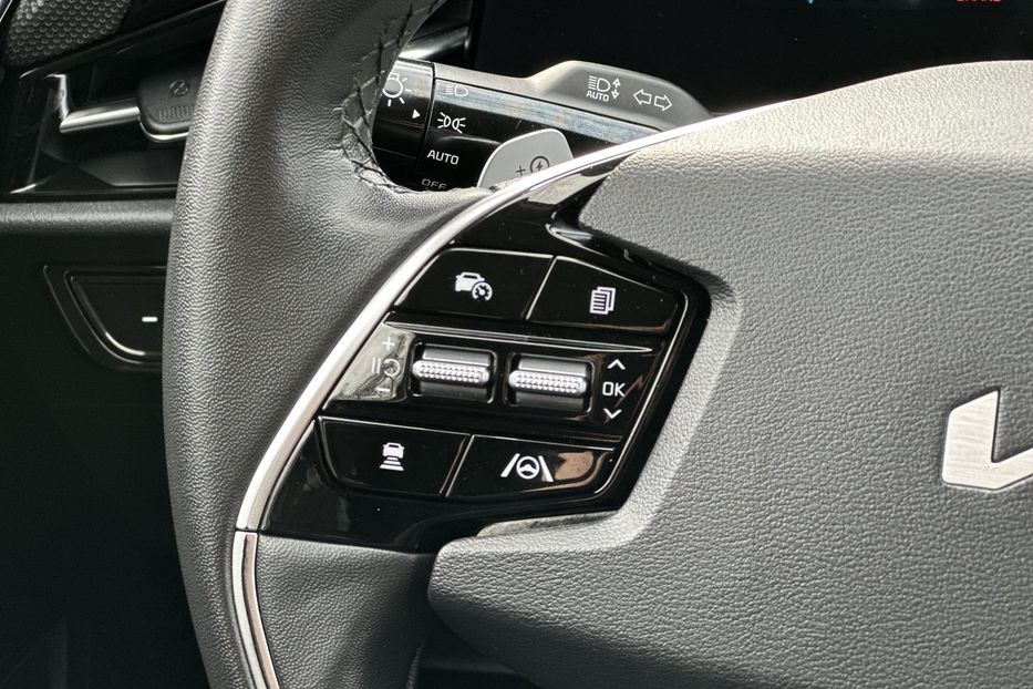 Продам Kia Niro 2023 года в Луцке