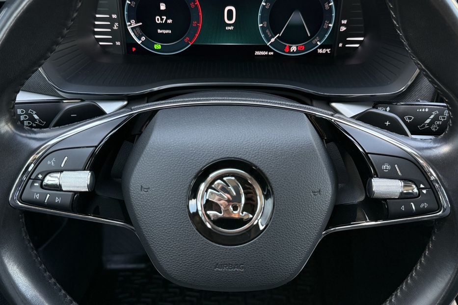 Продам Skoda Octavia 2.0ТDI 150к с КОЛЕСА FULL LED  2021 года в Львове