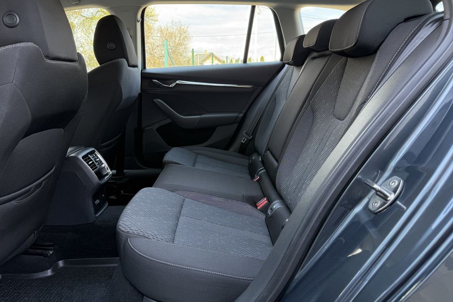 Продам Skoda Octavia 2.0ТDI 150к с КОЛЕСА FULL LED  2021 года в Львове