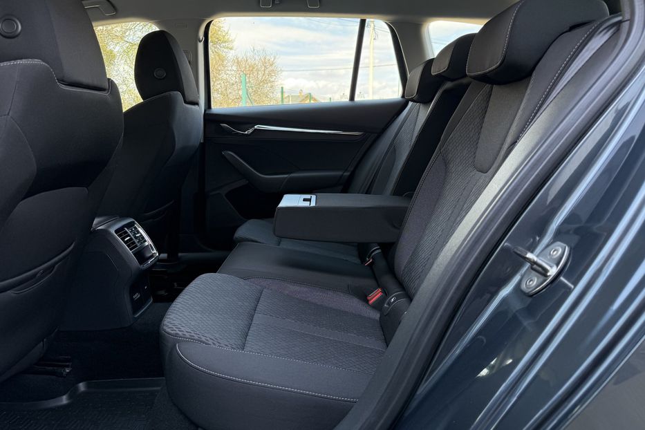 Продам Skoda Octavia 2.0ТDI 150к с КОЛЕСА FULL LED  2021 года в Львове