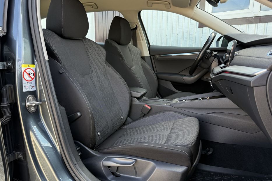 Продам Skoda Octavia 2.0ТDI 150к с КОЛЕСА FULL LED  2021 года в Львове