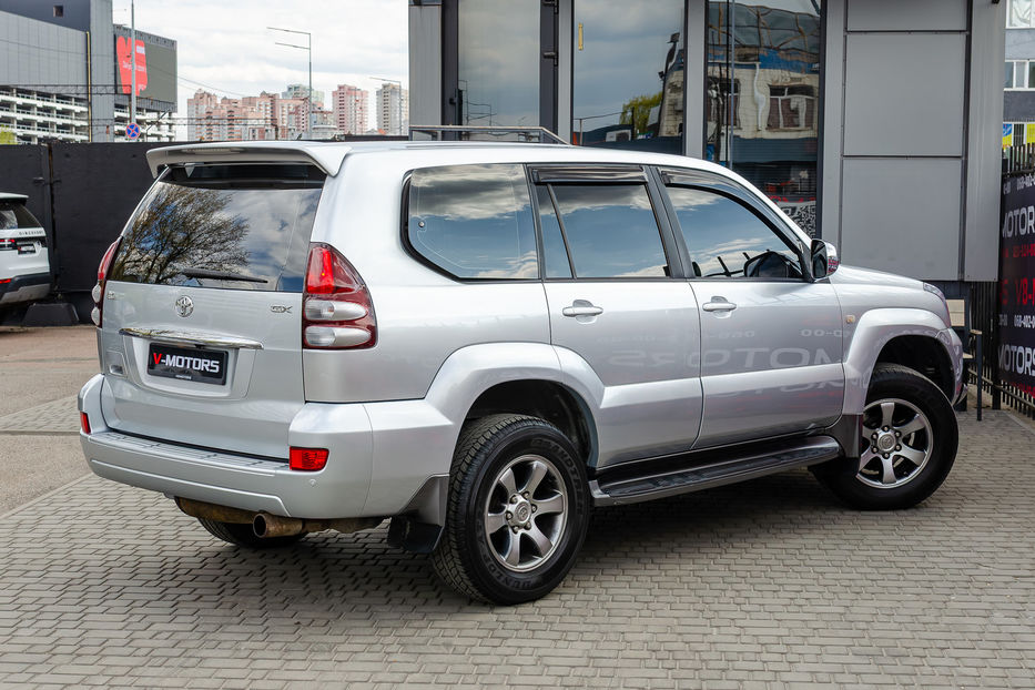 Продам Toyota Land Cruiser Prado 2,7L GX 2006 года в Киеве