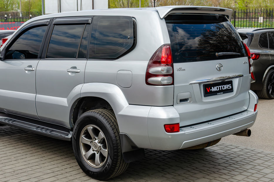 Продам Toyota Land Cruiser Prado 2,7L GX 2006 года в Киеве