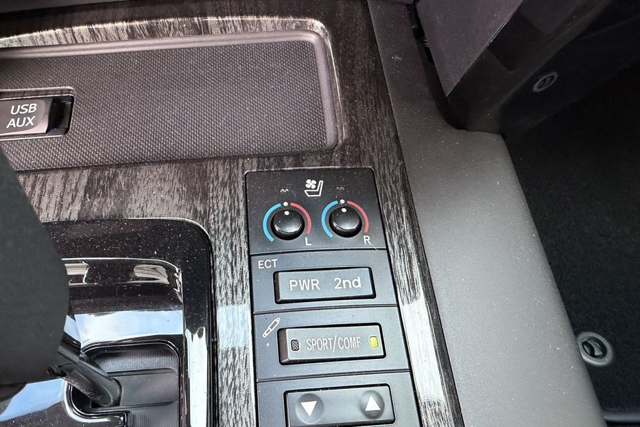 Продам Toyota Land Cruiser 200 Guard B6+ 2012 года в Киеве