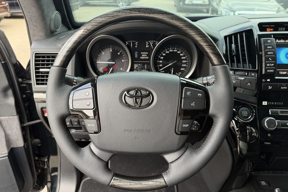 Продам Toyota Land Cruiser 200 Guard B6+ 2012 года в Киеве