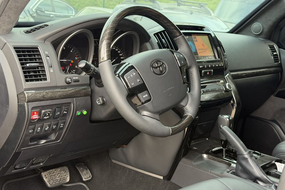Продам Toyota Land Cruiser 200 Guard B6+ 2012 года в Киеве