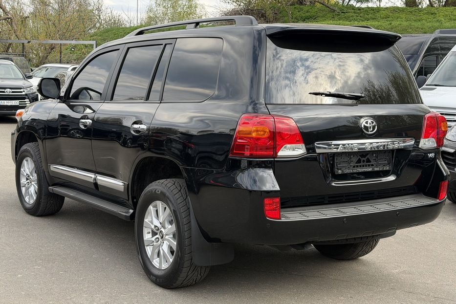 Продам Toyota Land Cruiser 200 Guard B6+ 2012 года в Киеве